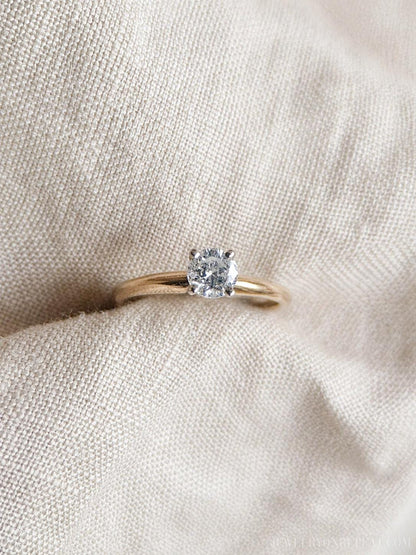 Vintage Diamond Engagement Ring, Round Cut, 14k Gold, Solitaire Bridal Ring