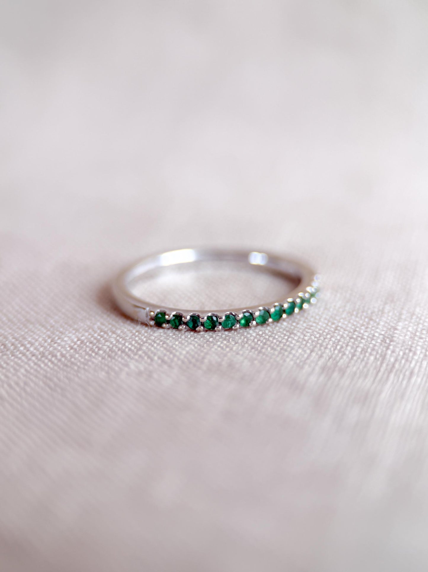 Vintage Emerald Wedding Band, 10k White Gold, Prong Set Classic Minimalist Stacking Band