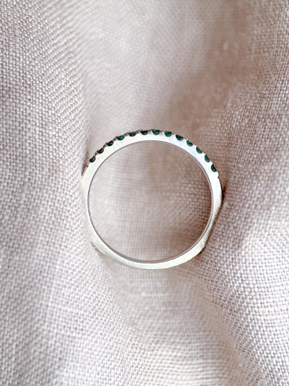 Vintage Emerald Wedding Band, 10k White Gold, Prong Set Classic Minimalist Stacking Band