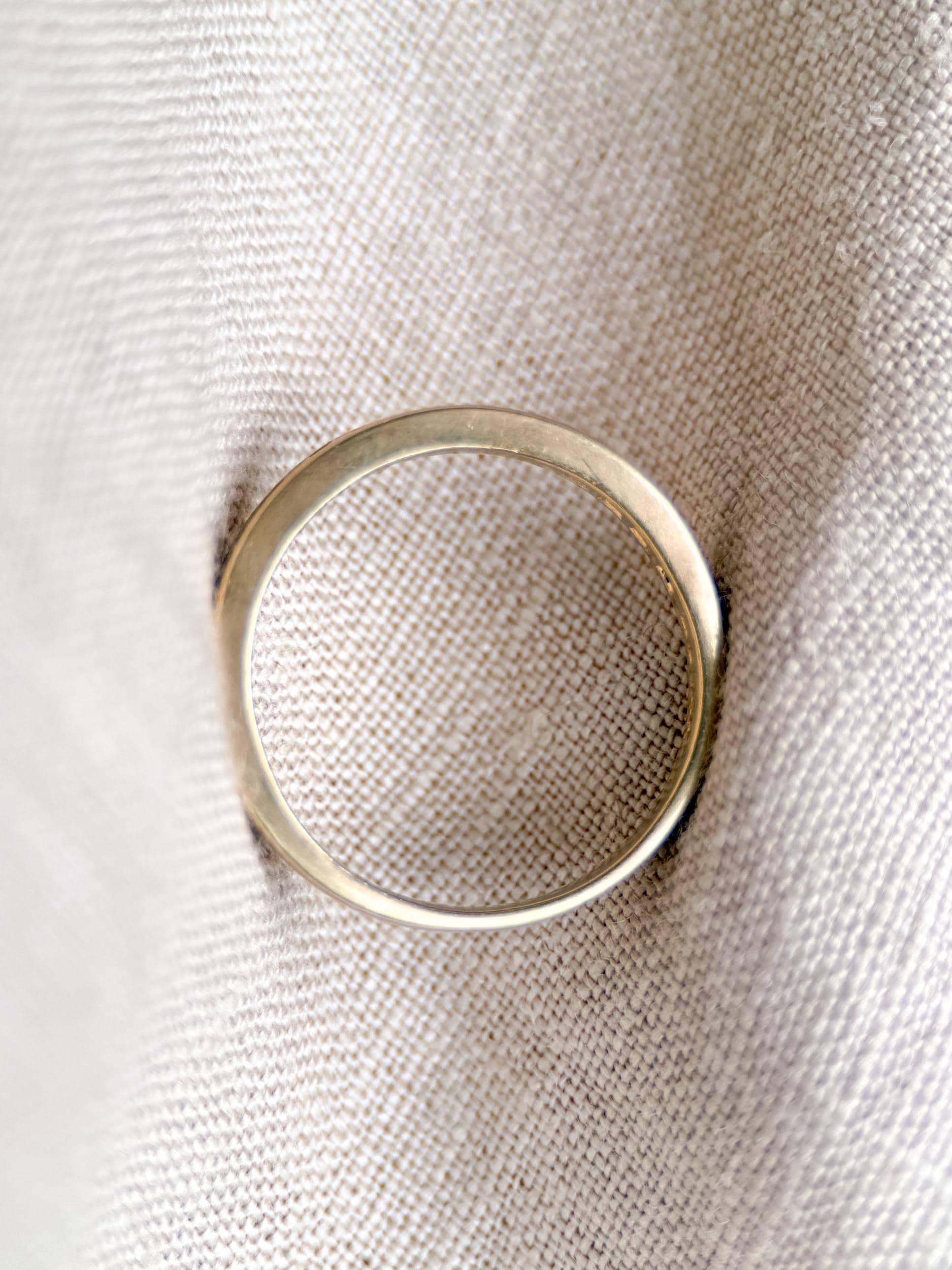 Vintage Diamond Wedding Band, 14k Gold, Round Cut Channel Set Minimalist Ring, Stacking Band