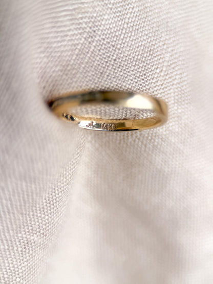 Vintage Diamond Wedding Band, 14k Gold, Round Cut Channel Set Minimalist Ring, Stacking Band