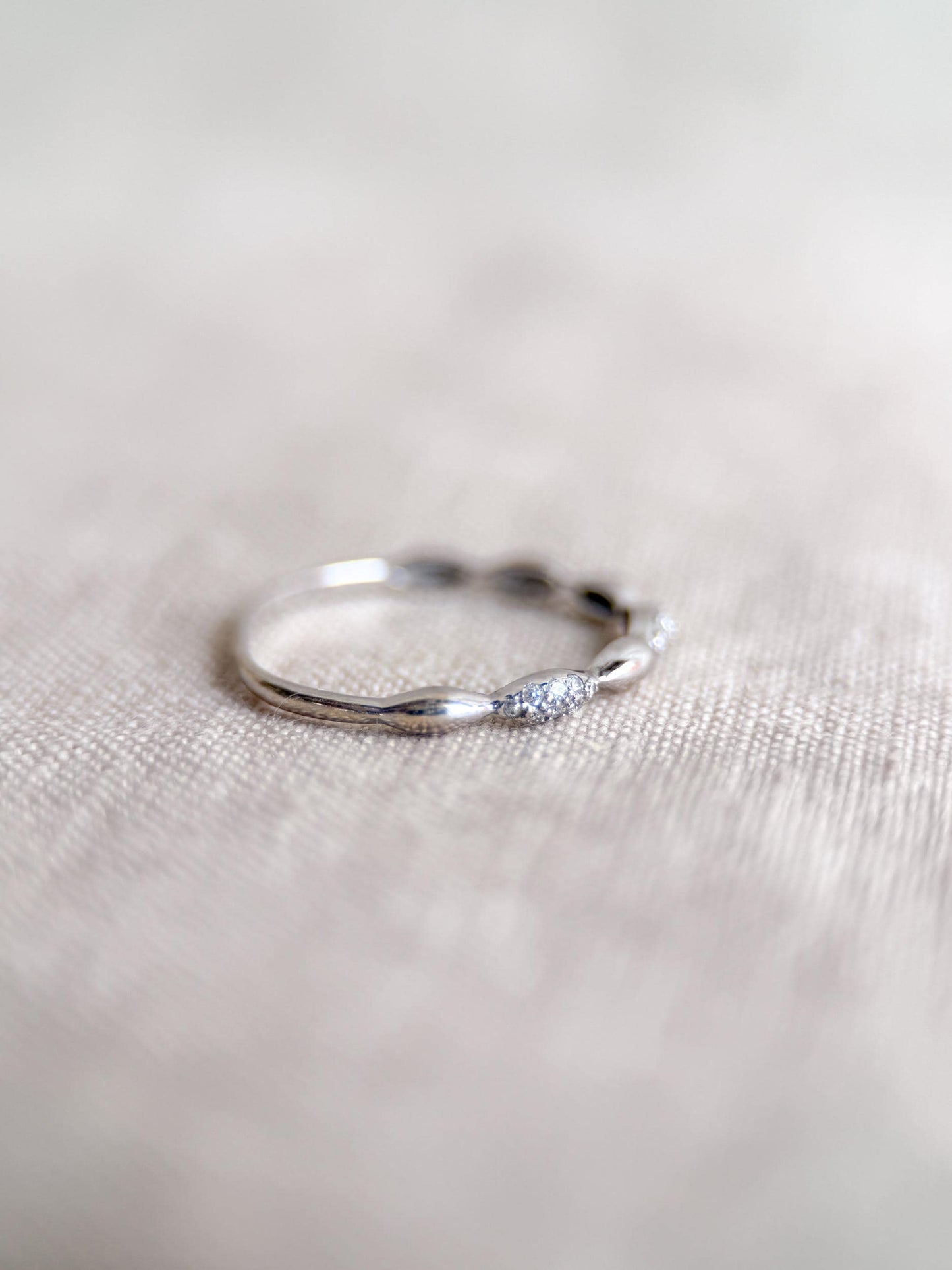 Vintage Diamond Wedding Band, Scalloped Pave Minimalist Ring, Stacking Band