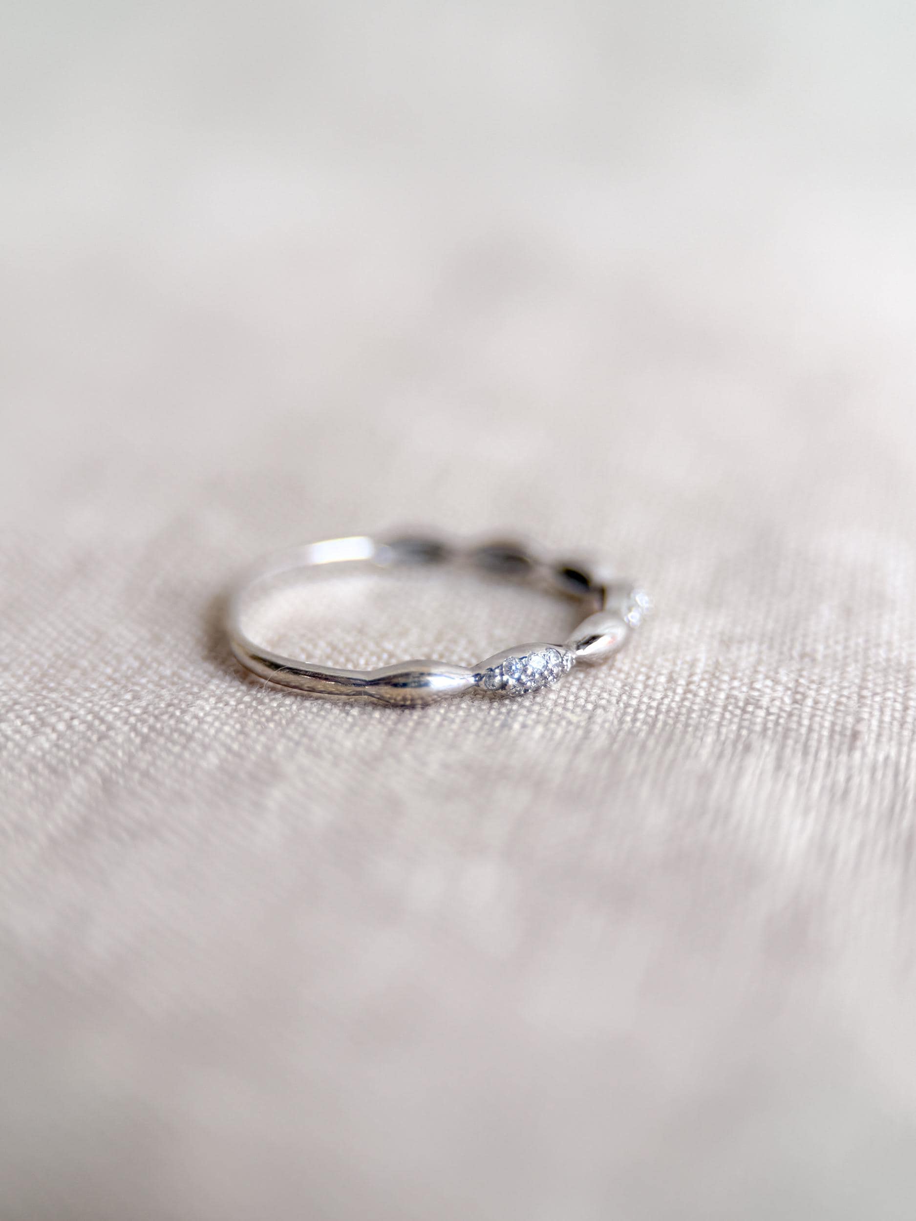 Vintage Diamond Wedding Band, Scalloped Pave Minimalist Ring, Stacking Band
