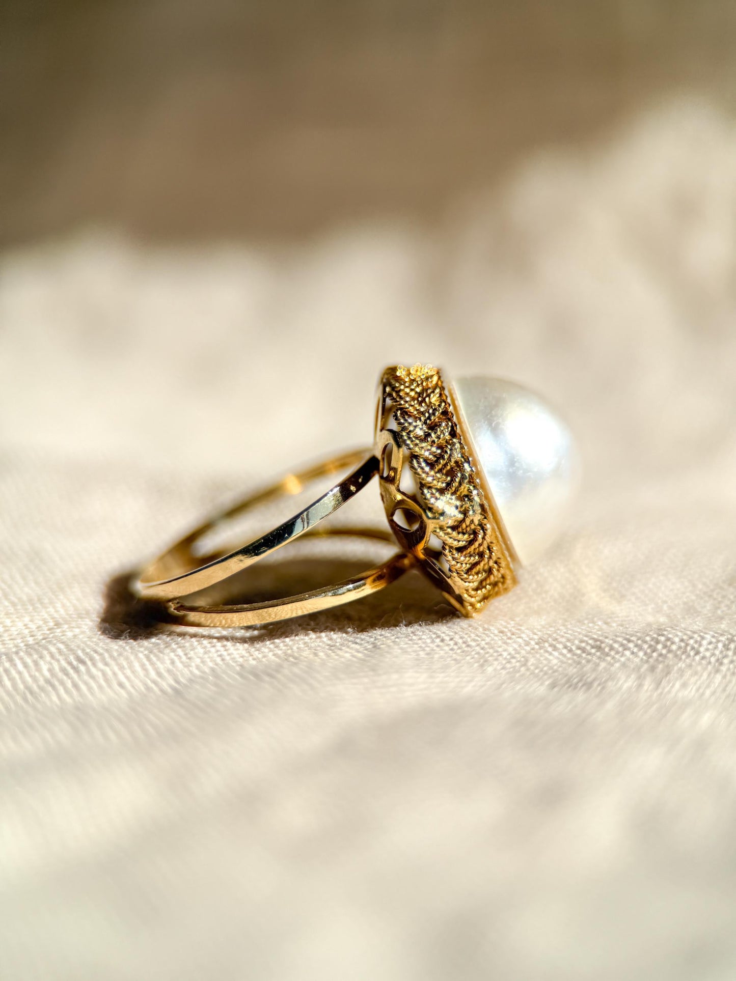 Vintage Mabe Pearl Ring, 18k Gold, Large Round Pearl Statement Ring, Elegant Gemstone Jewelry