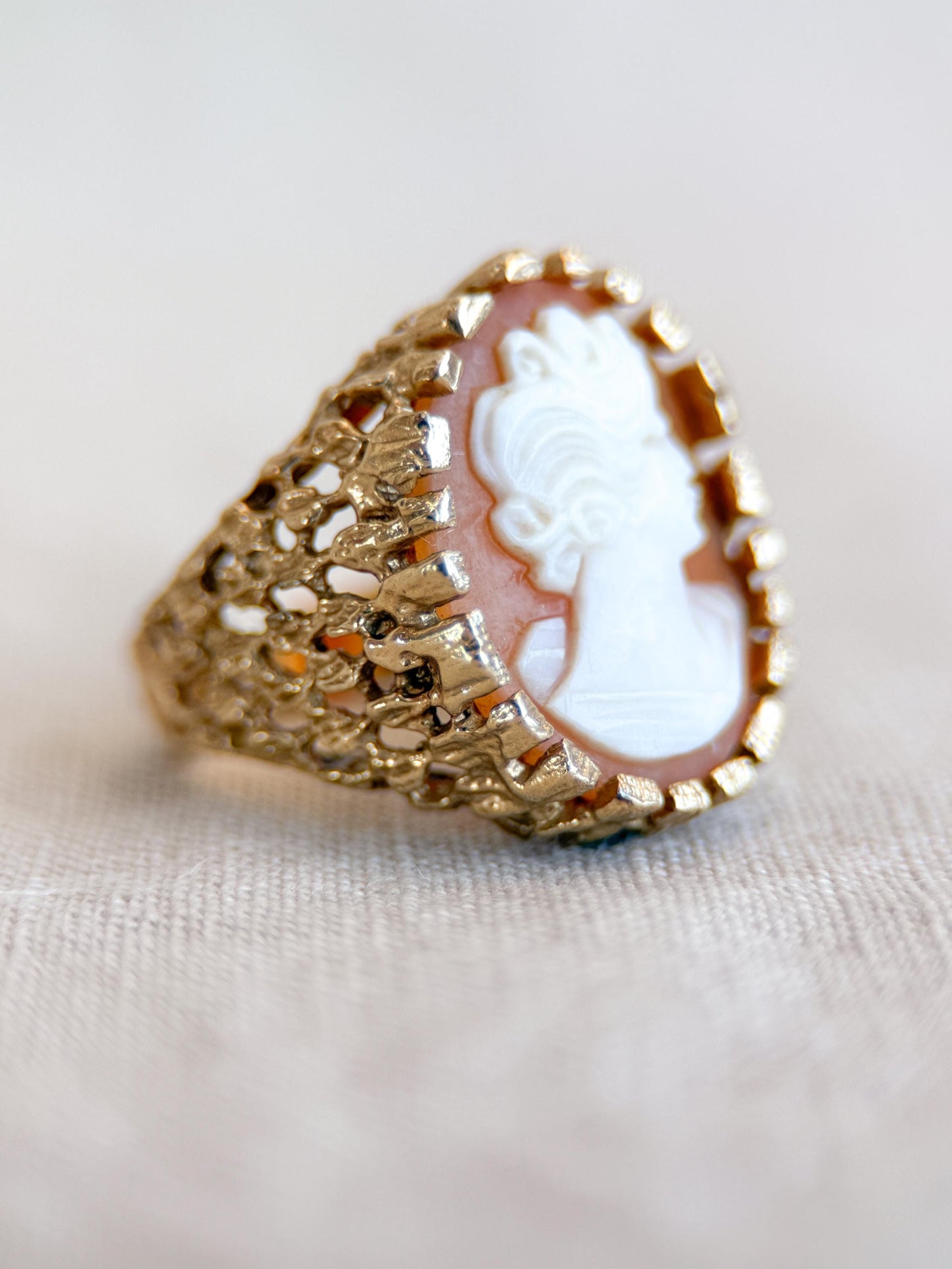 Vintage Cameo Ring, 14k Gold, Oval Textured Statement Ring, Mid-Century Bold Jewelry