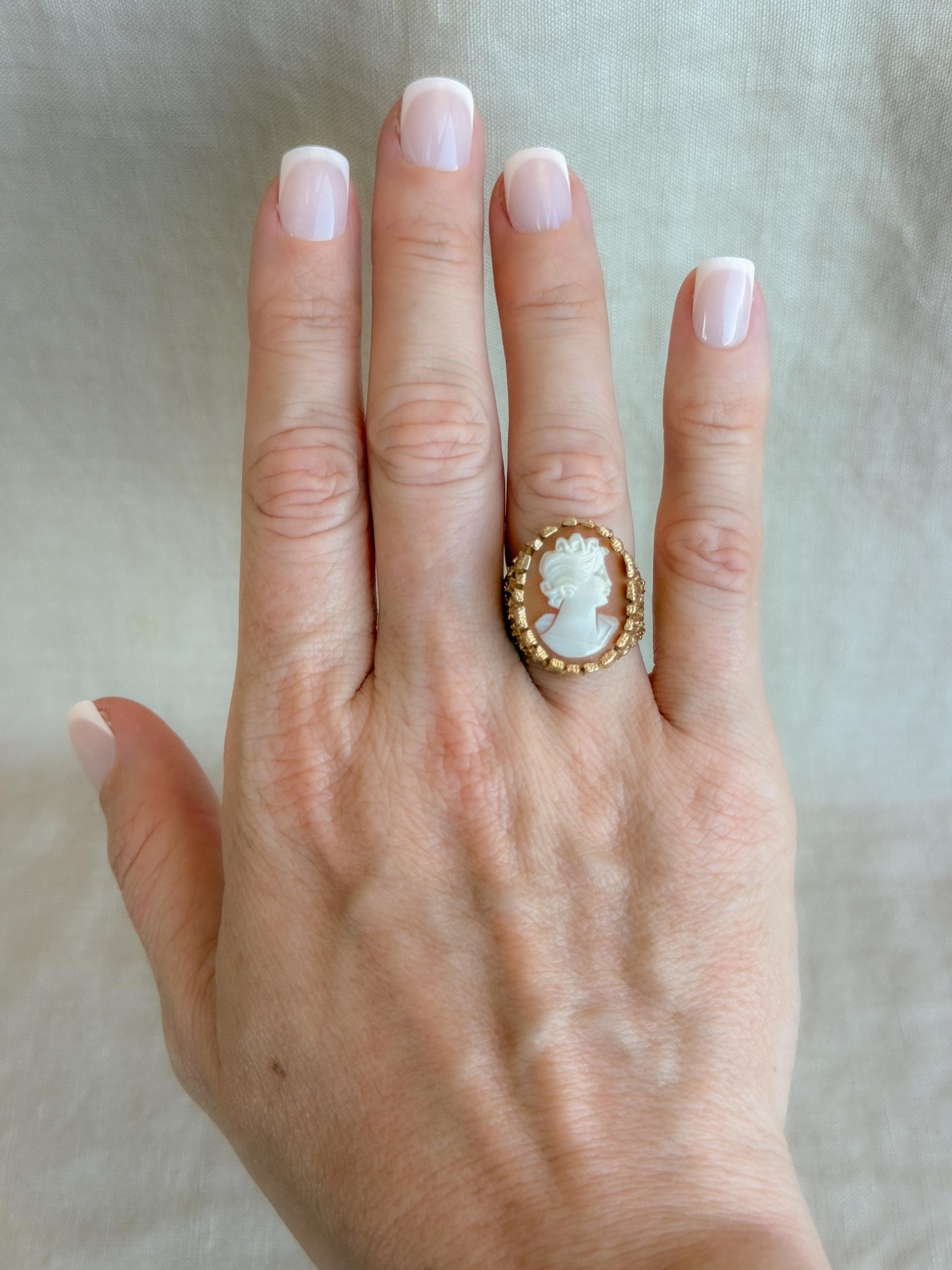 Vintage Cameo Ring, 14k Gold, Oval Textured Statement Ring, Mid-Century Bold Jewelry