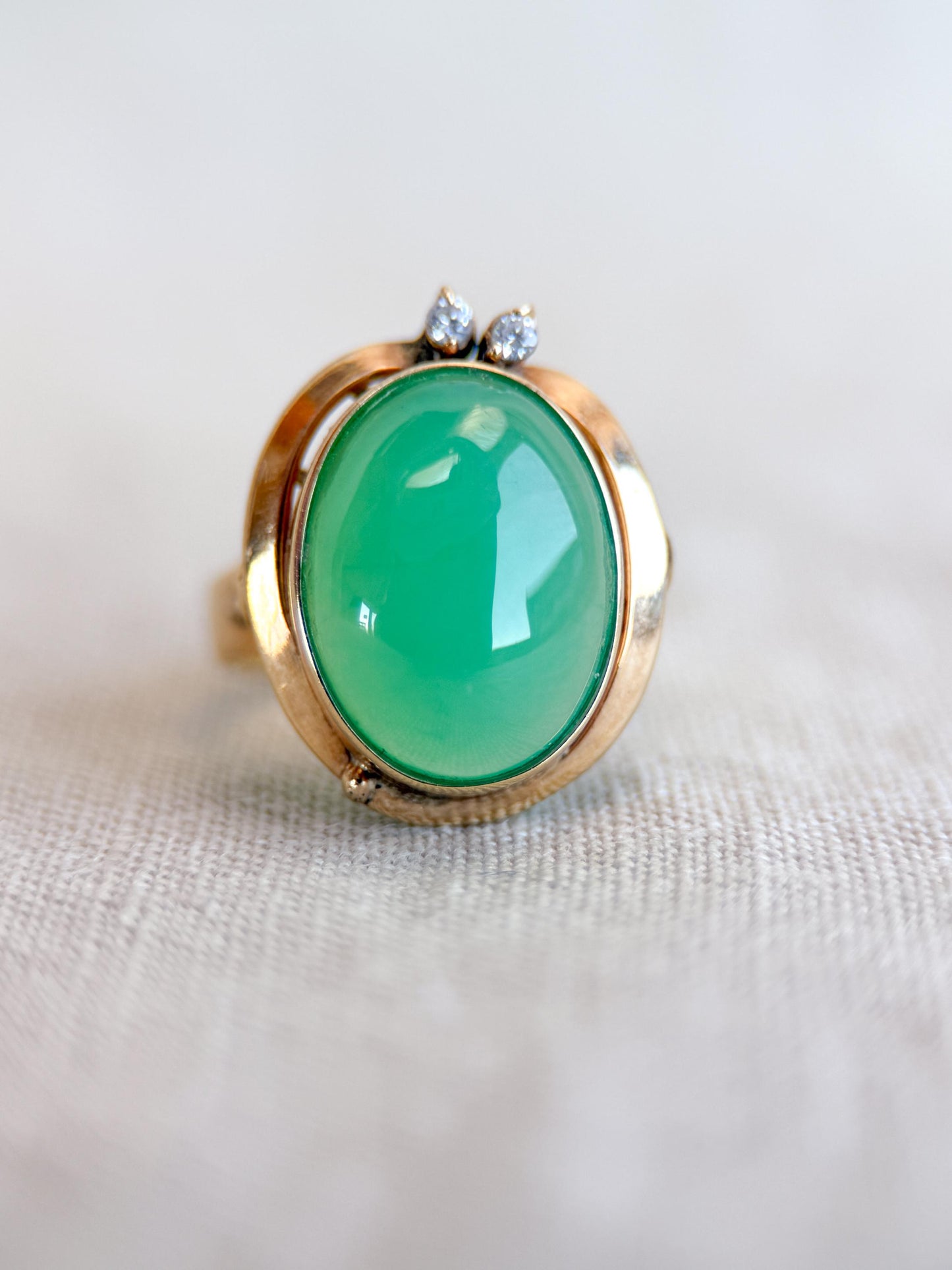 Vintage Green Chalcedony and Diamond Ring, 14k Gold, Bezel Statement Ring, Bold Jewelry