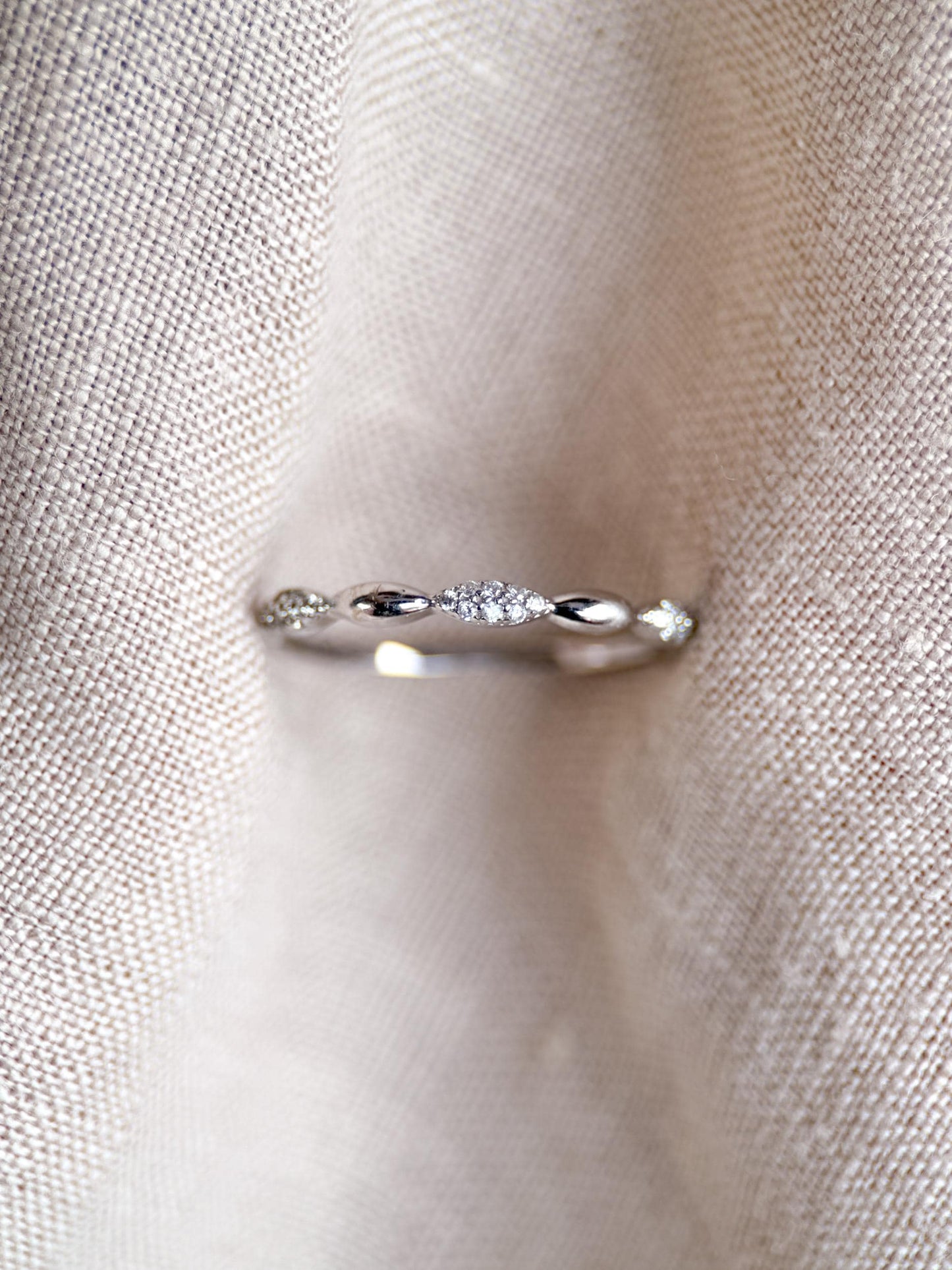 Vintage Diamond Wedding Band, Scalloped Pave Minimalist Ring, Stacking Band
