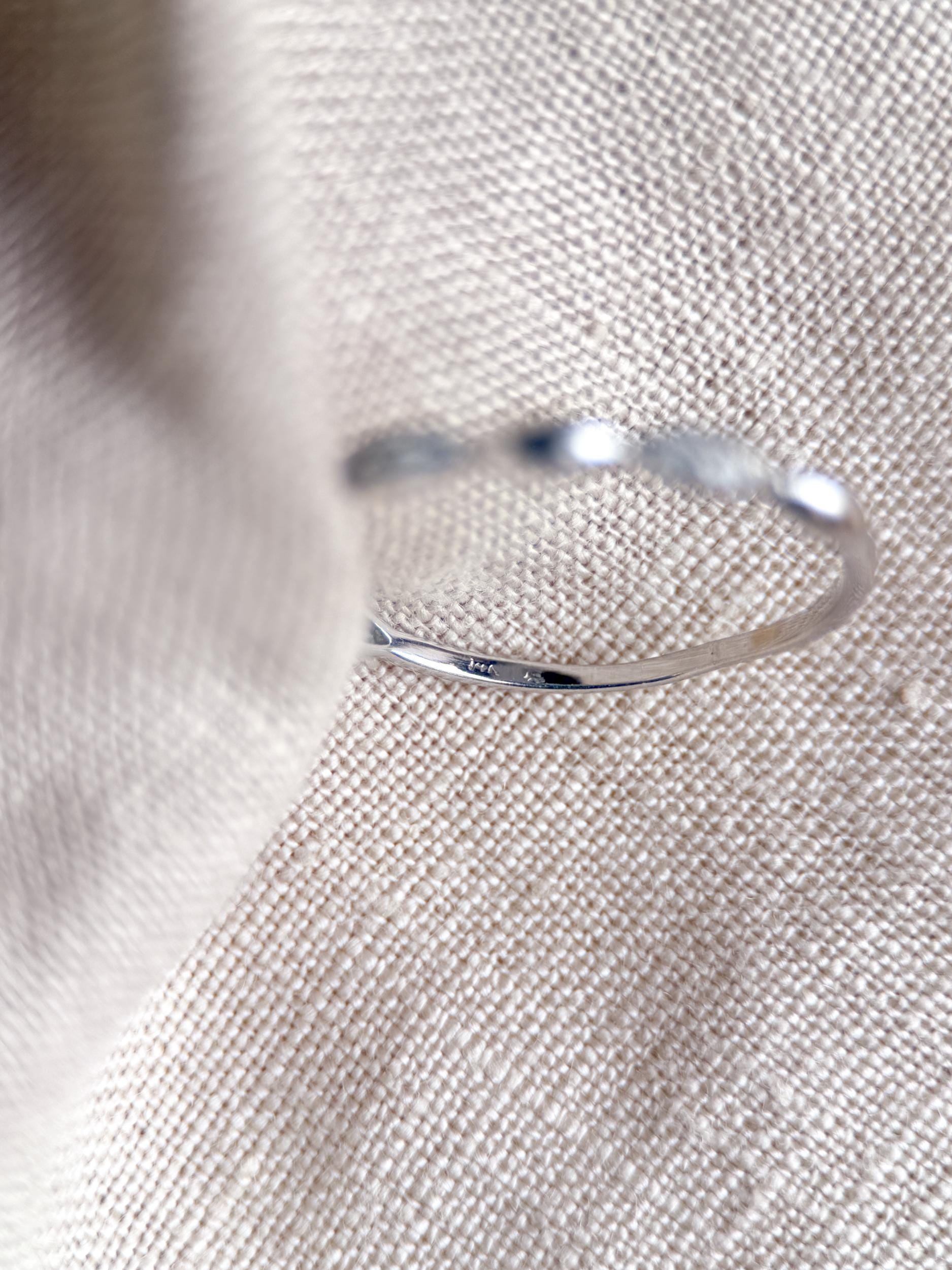 Vintage Diamond Wedding Band, Scalloped Pave Minimalist Ring, Stacking Band