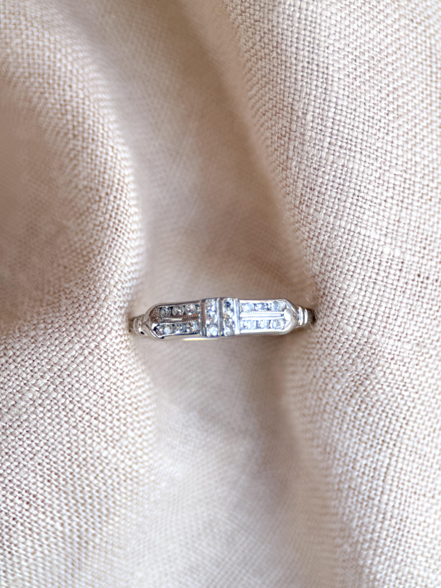 Vintage Diamond Wedding Band, 14k White Gold, Art Deco Minimalist Ring