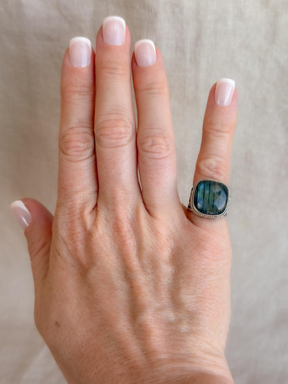 Vintage Labradorite Ring Sterling Silver, Ornate Bezel Statement Ring, Boho Everyday Jewelry