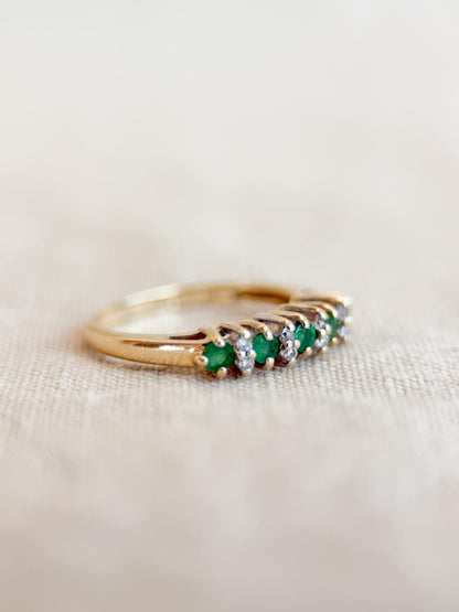 Vintage Emerald and Diamond Wedding Band, 14k Gold, Prong Set Minimalist Ring, Stacking Band