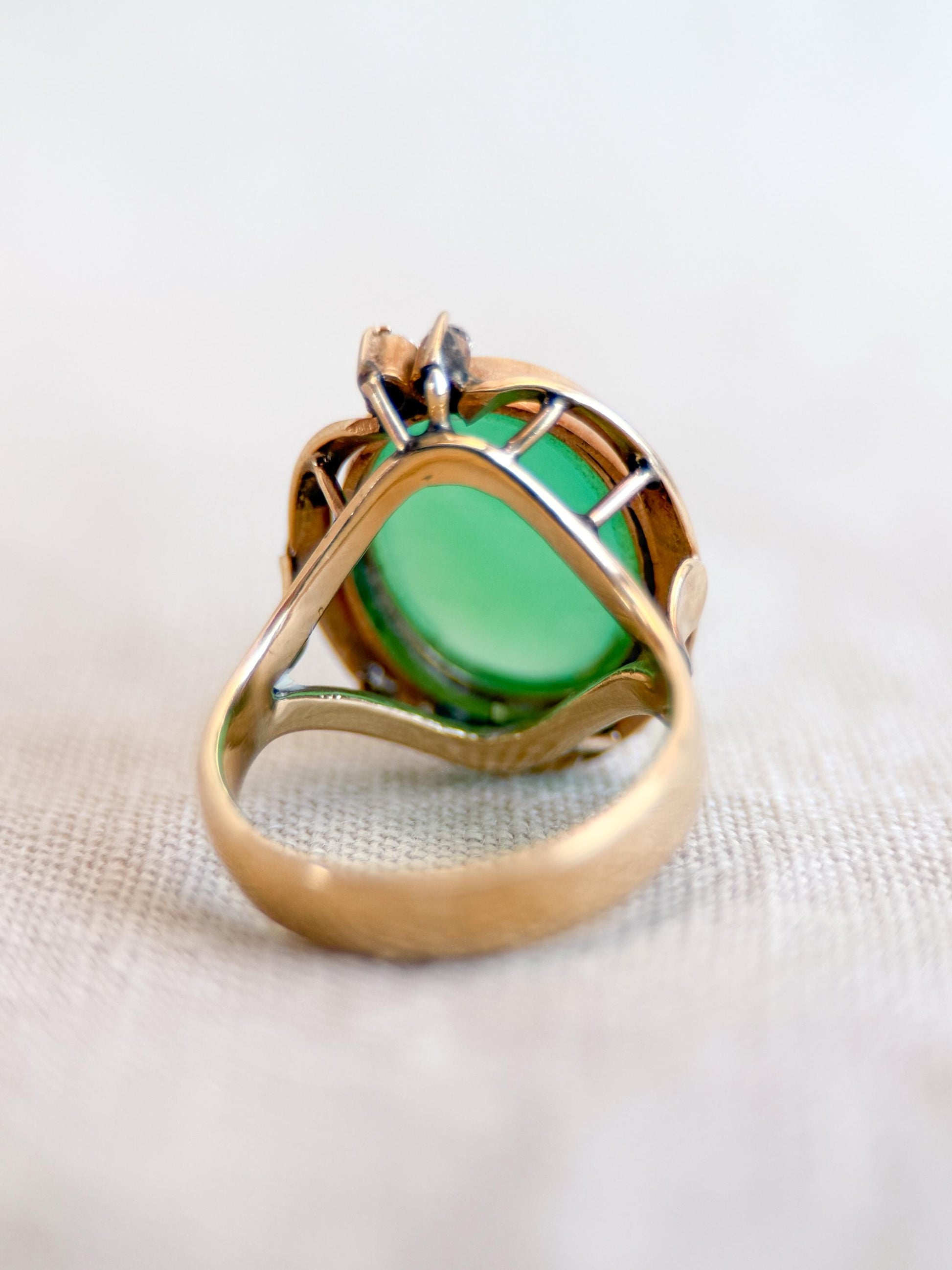 Vintage Green Chalcedony and Diamond Ring, 14k Gold, Bezel Statement Ring, Bold Jewelry