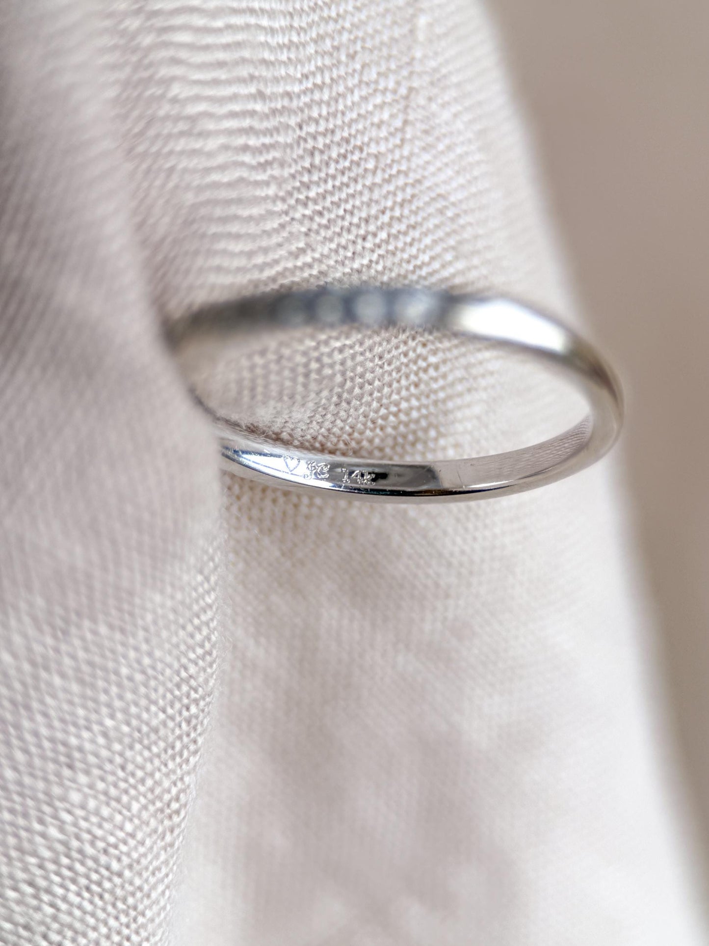 Vintage Diamond Wedding Band, 14k White Gold, Art Deco Minimalist Ring