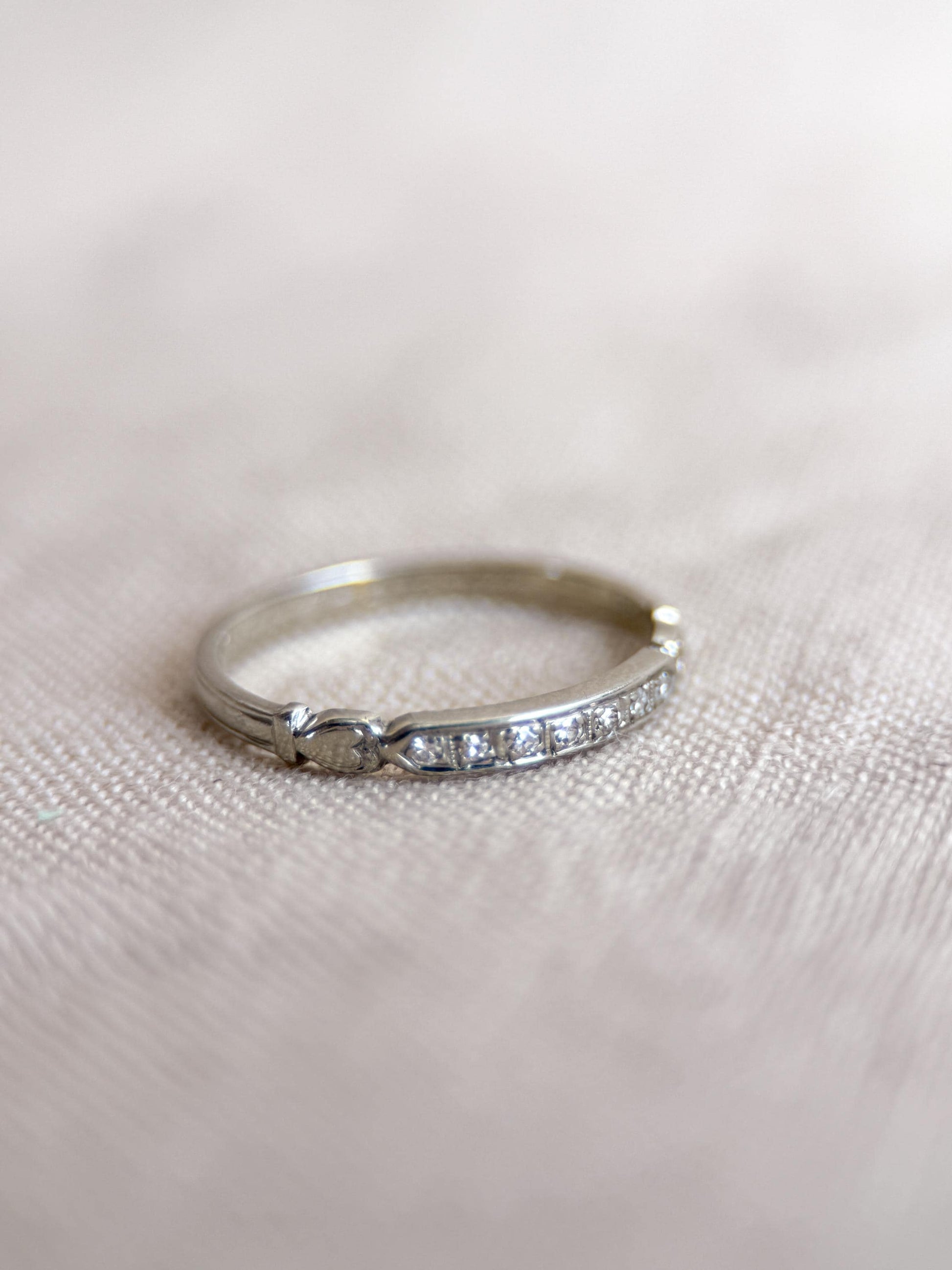Vintage Old European Cut Diamond Wedding Band, 18k White Gold, Art Deco Minimalist Ring