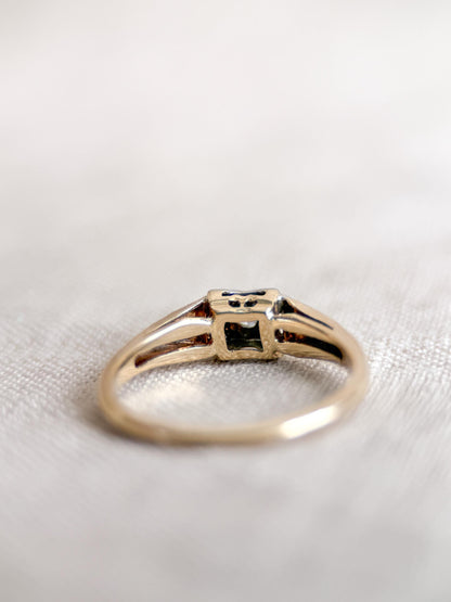 Antique Diamond Engagement Ring, Round Cut, 14k Gold, 1920s Art Deco Bridal Ring