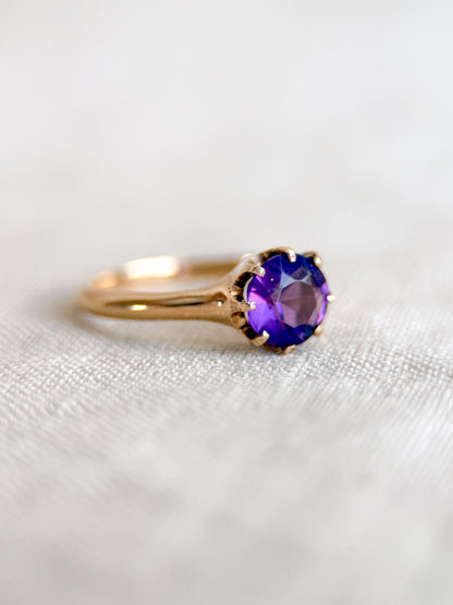Vintage Amethyst Engagement Ring, Round Cut Solitaire, 14k Gold, Elegant Alternative Bridal Ring