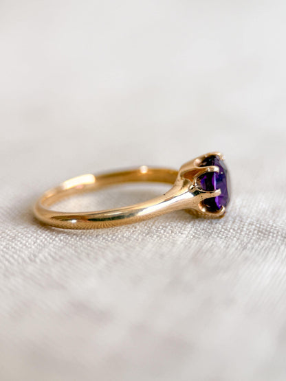 Vintage Amethyst Engagement Ring, Round Cut Solitaire, 14k Gold, Elegant Alternative Bridal Ring