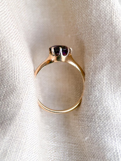 Vintage Amethyst Engagement Ring, Round Cut Solitaire, 14k Gold, Elegant Alternative Bridal Ring