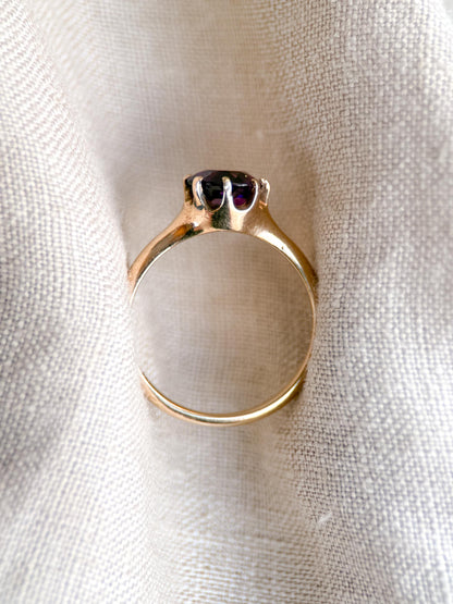 Vintage Amethyst Engagement Ring, Round Cut Solitaire, 14k Gold, Elegant Alternative Bridal Ring