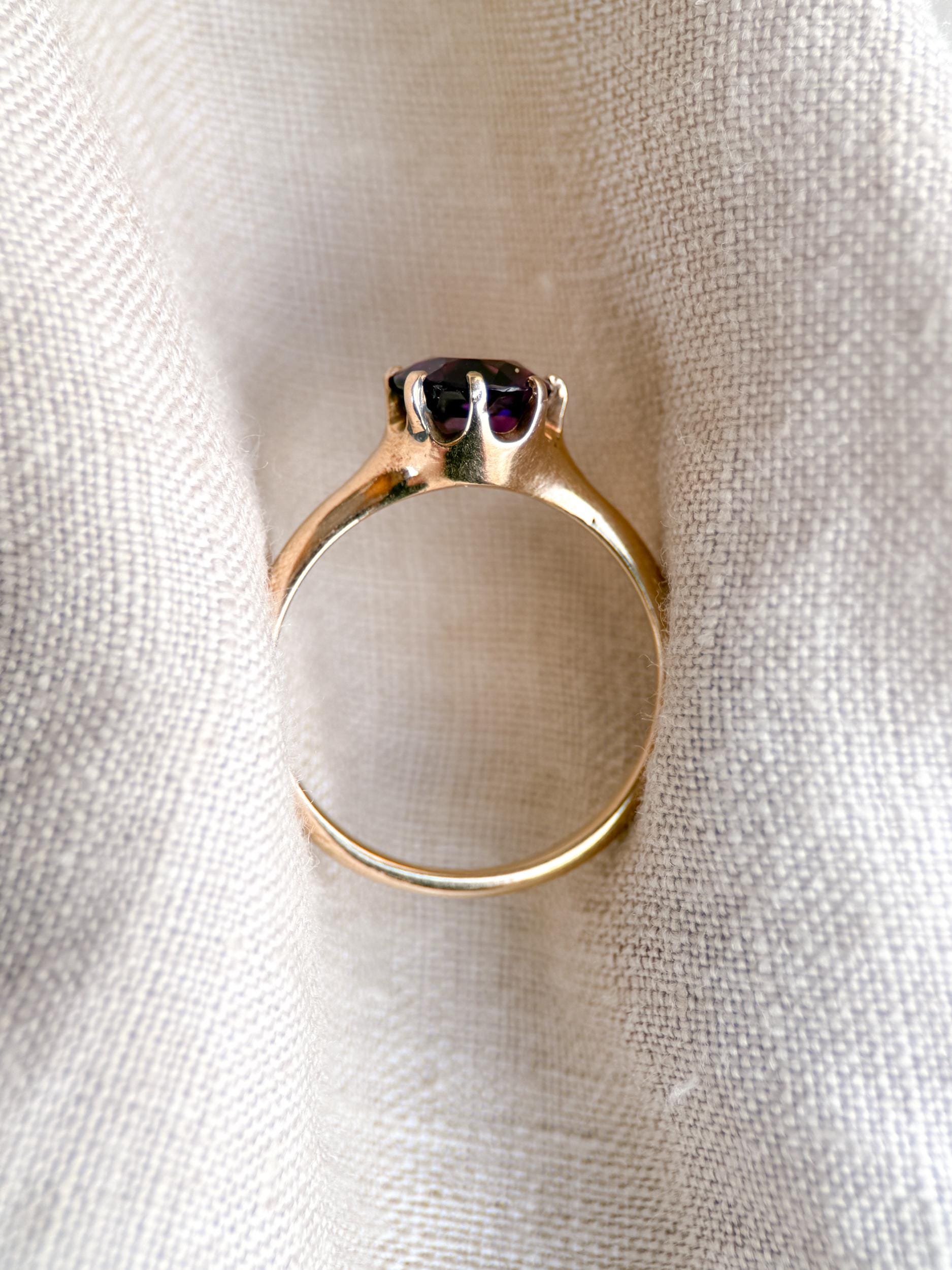 Vintage Amethyst Engagement Ring, Round Cut Solitaire, 14k Gold, Elegant Alternative Bridal Ring