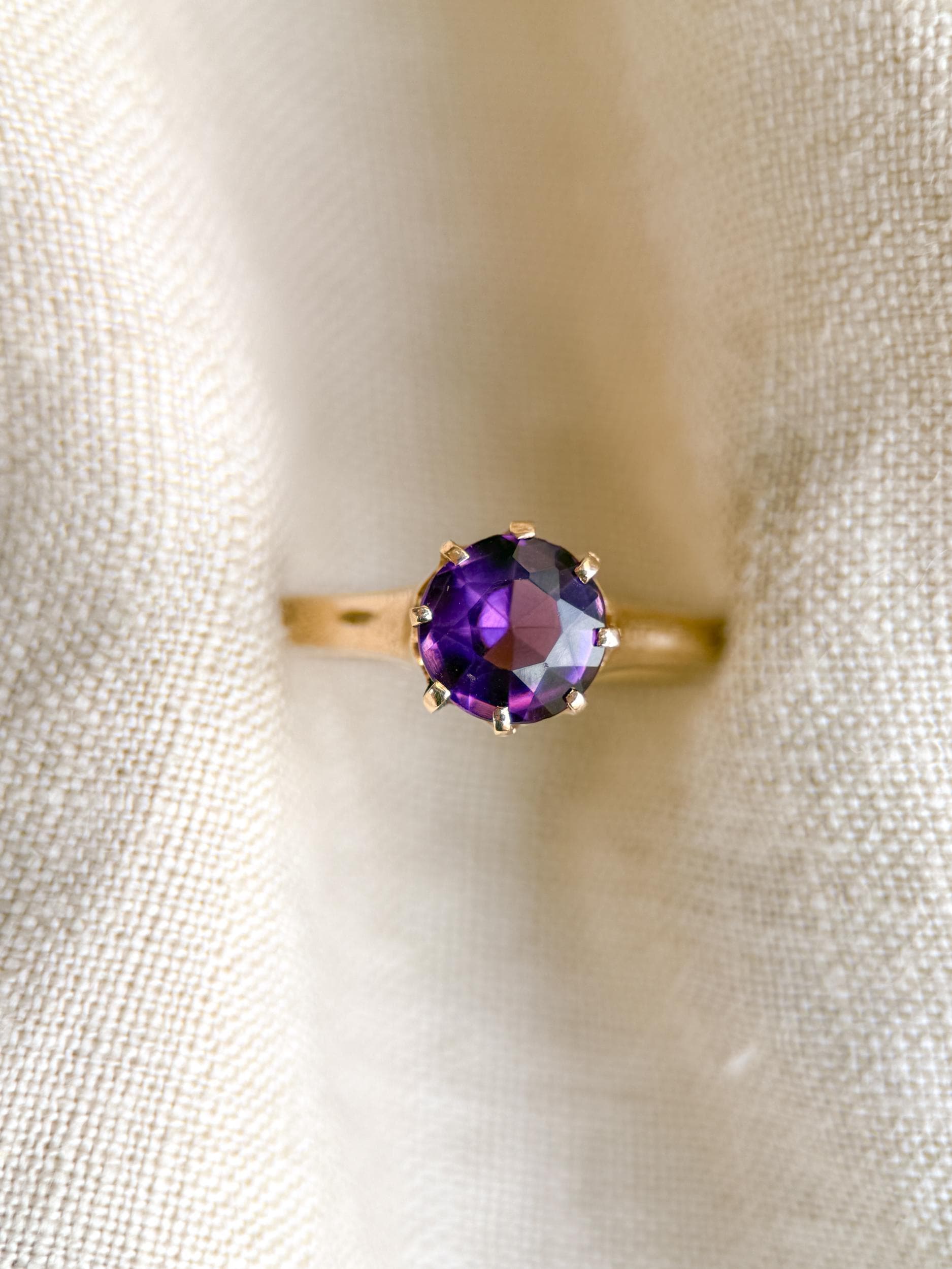 Vintage Amethyst Engagement Ring, Round Cut Solitaire, 14k Gold, Elegant Alternative Bridal Ring
