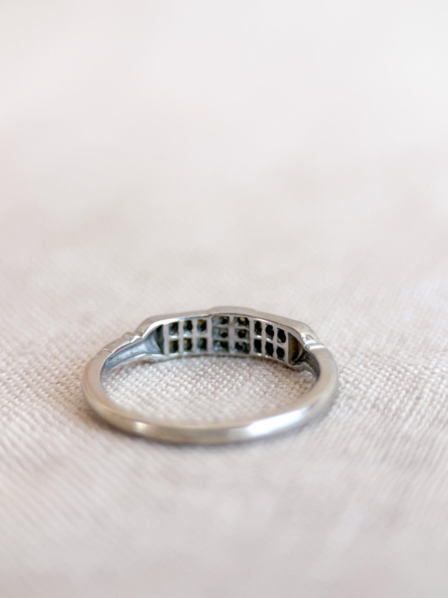 Vintage Diamond Wedding Band, 14k White Gold, Art Deco Minimalist Ring