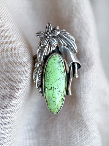 Vintage Gaspeite Ring, Sterling Silver, Floral Feather Statement Ring, Boho Everyday Jewelry