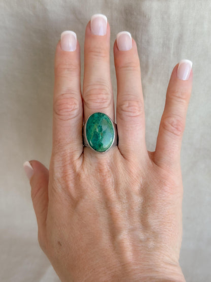 Vintage Chrysocolla Ring Sterling Silver, Oval Hammered Statement Ring, Boho Everyday Jewelry