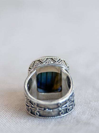Vintage Labradorite Ring Sterling Silver, Ornate Bezel Statement Ring, Boho Everyday Jewelry