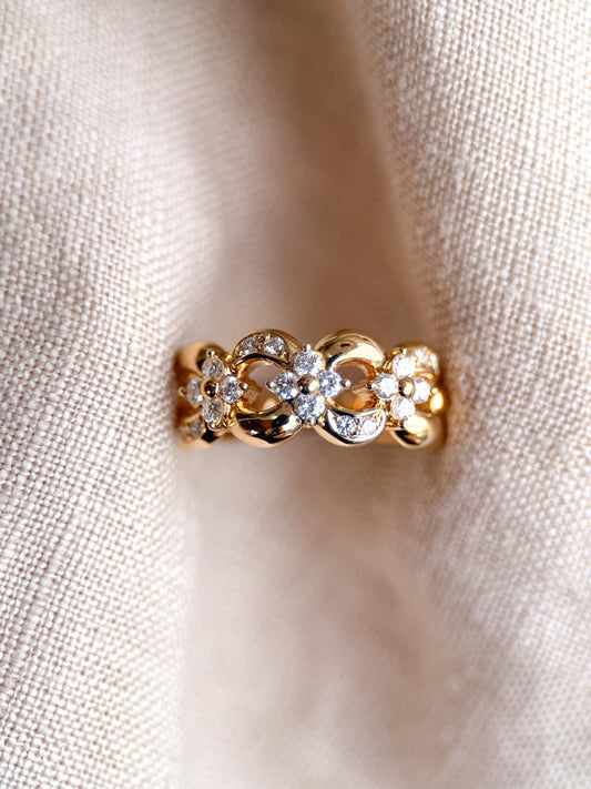 Vintage Diamond Wedding Band, 14k Gold, Floral Scalloped Link Style Ring, Stacking Band
