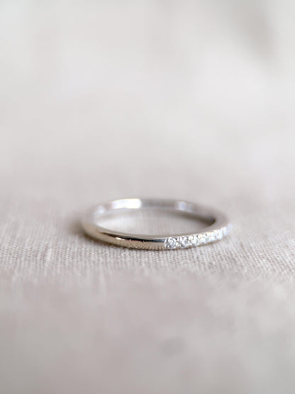 Vintage Diamond Wedding Band, 14k White Gold, Art Deco Minimalist Ring