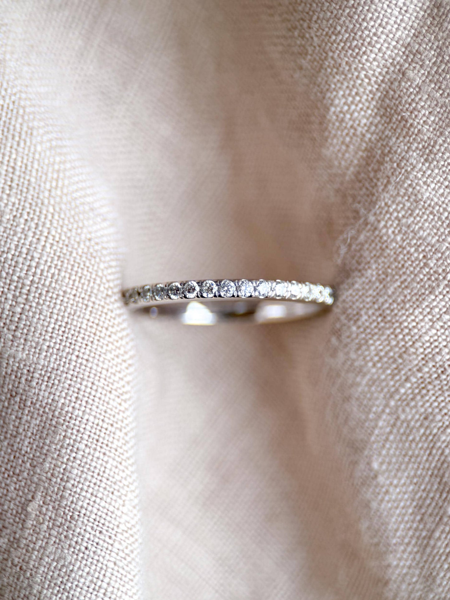 Vintage Diamond Wedding Band, 14k White Gold, Art Deco Minimalist Ring