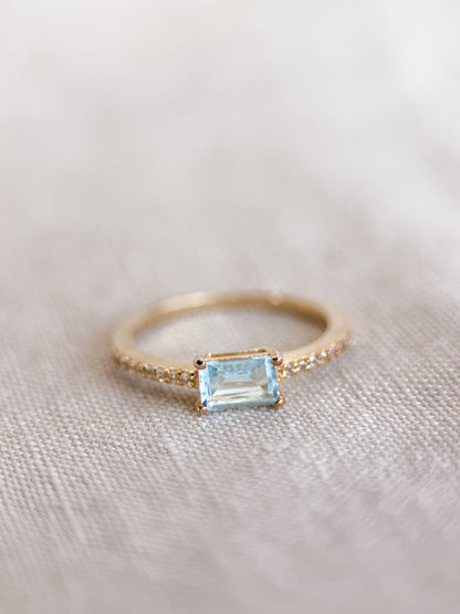 Vintage Blue Topaz Ring in Gold-Plated Sterling Silver, Minimalist Statement Ring, Unique Everyday Jewelry