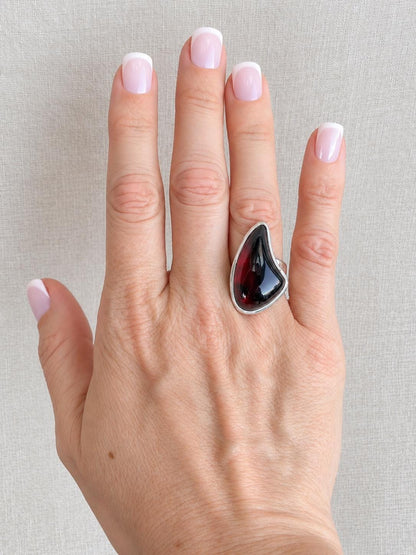 Vintage Amber Ring, Sterling Silver, Bezel Teardrop Statement Ring, Boho Everyday Jewelry