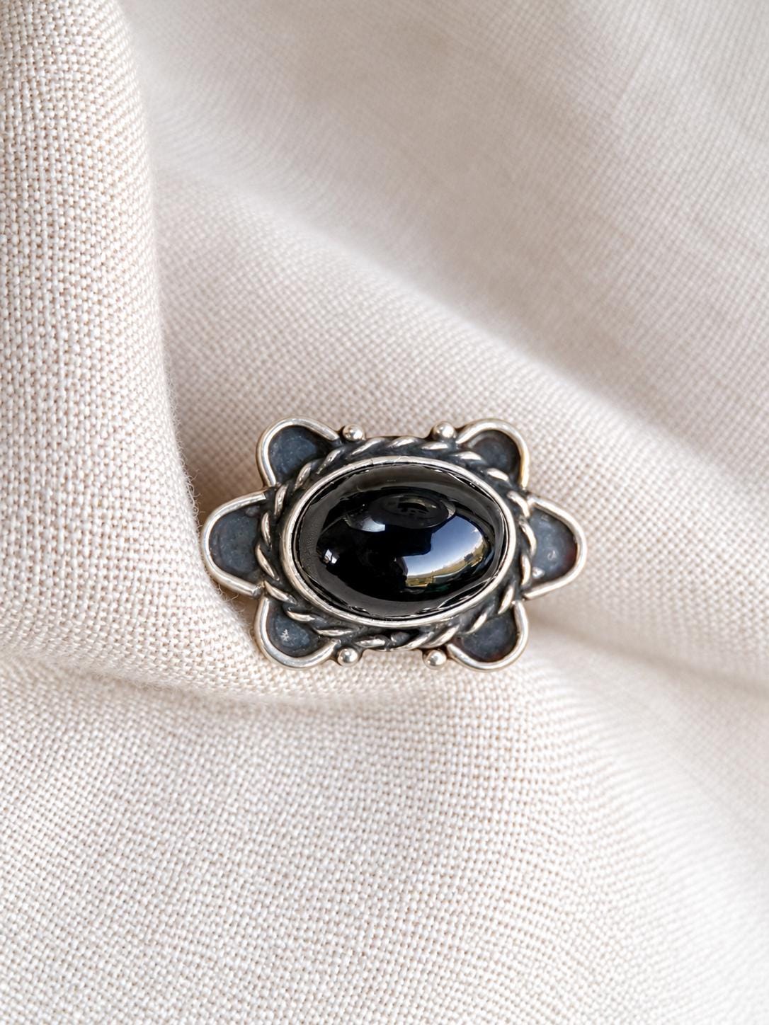 Vintage Onyx Ring, Sterling Silver, Filigree Oval Bezel Statement Ring, Boho Everyday Jewelry