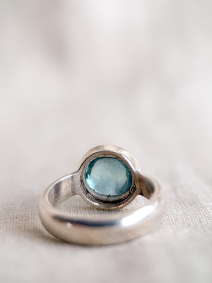 Vintage Blue Topaz Ring, Sterling Silver Round Bezel Statement Ring, Boho Everyday Jewelry