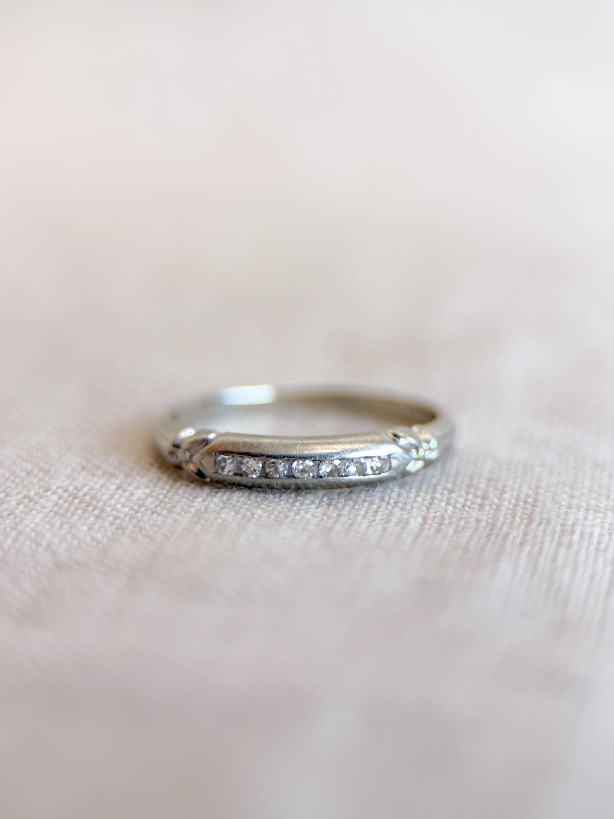 Vintage Diamond Wedding Band, 18k White Gold, Art Deco Minimalist Ring, Stacking Band