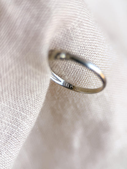 Vintage Diamond Wedding Band, 18k White Gold, Art Deco Minimalist Ring, Stacking Band