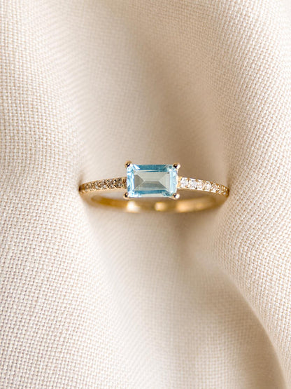 Vintage Blue Topaz Ring in Gold-Plated Sterling Silver, Minimalist Statement Ring, Unique Everyday Jewelry