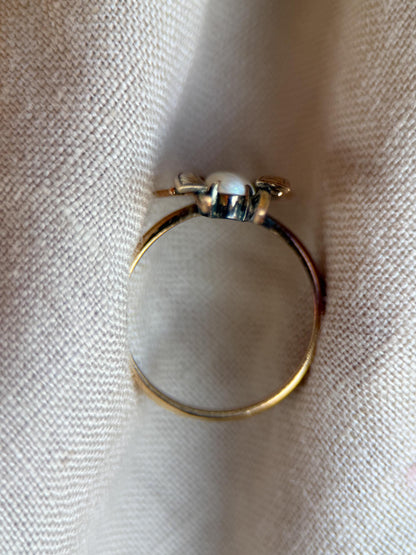 Vintage Opal Insect Ring, 18k Gold Art Nouveau Statement Ring, Unique Gemstone Bug Jewelry