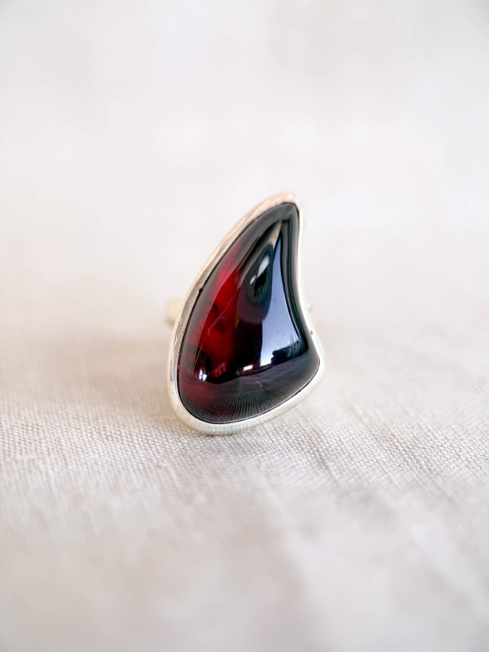 Vintage Amber Ring, Sterling Silver, Bezel Teardrop Statement Ring, Boho Everyday Jewelry