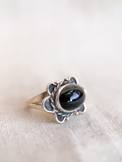 Vintage Onyx Ring, Sterling Silver, Filigree Oval Bezel Statement Ring, Boho Everyday Jewelry