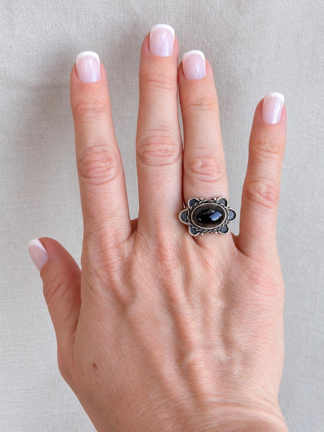 Vintage Onyx Ring, Sterling Silver, Filigree Oval Bezel Statement Ring, Boho Everyday Jewelry