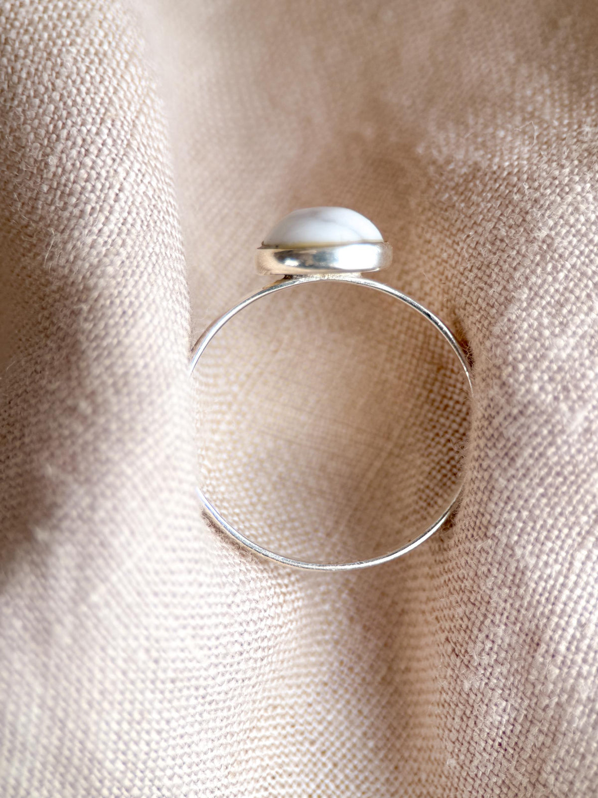 Vintage Howlite Ring, Sterling Silver Bezel Minimalist Ring, Boho Everyday Jewelry