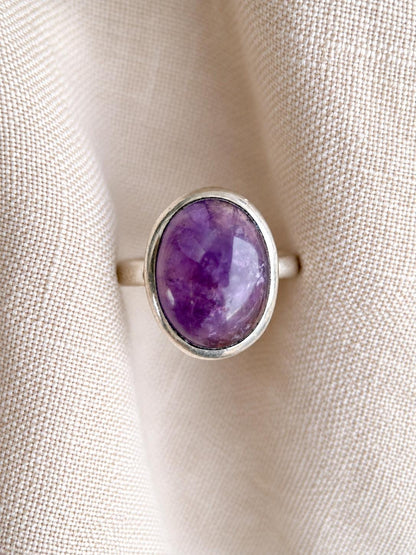 Vintage Amethyst Ring, Sterling Silver Oval Bezel Statement Ring, Boho Everyday Jewelry