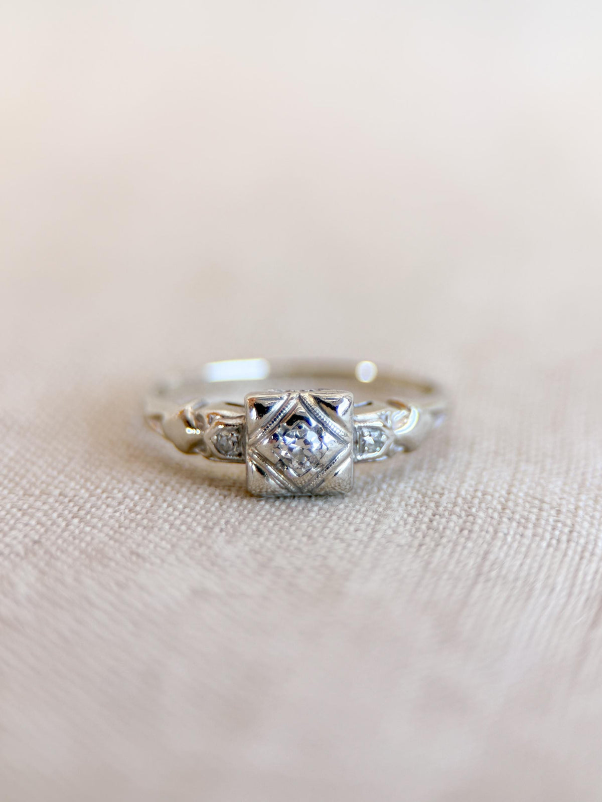 Vintage Diamond Engagement Ring, Round Cut, 14k White Gold, Antique Art Deco Bridal Ring