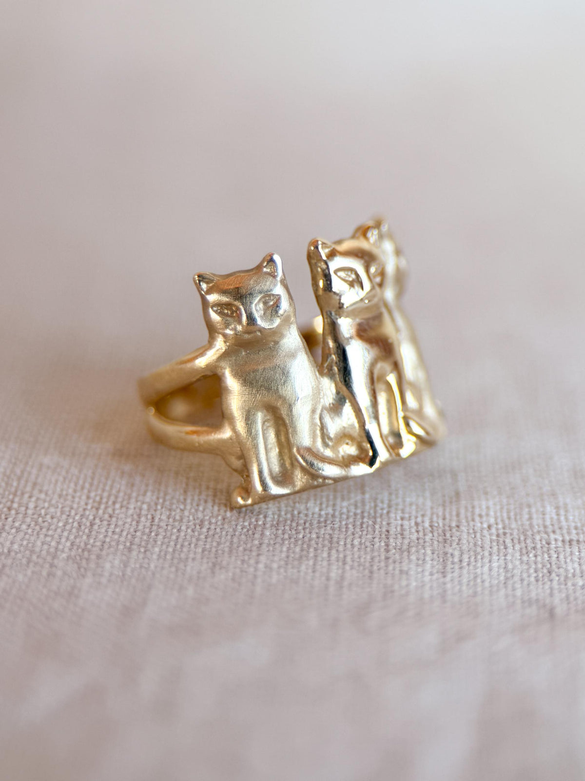 Vintage Cat Ring, 14k Gold Three Cats Statement Ring, Unique Animal Jewelry