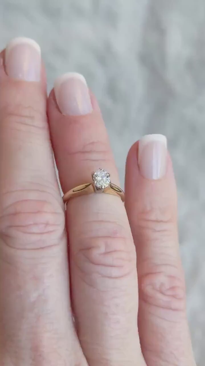 Vintage Oval Cut Diamond Solitaire Ring in 14k Gold