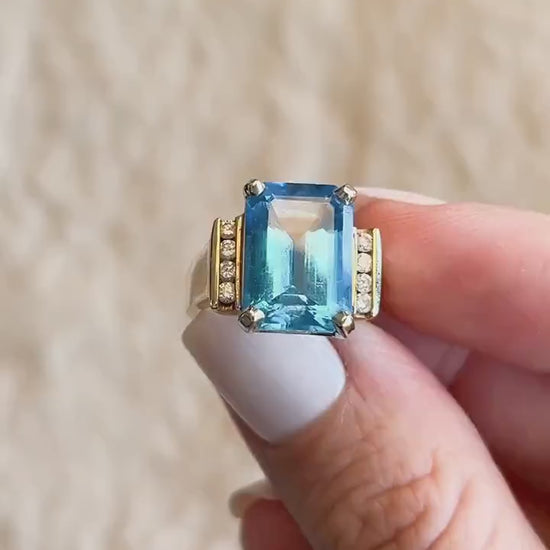 Vintage Blue Topaz Gemstone Ring in 14k Gold